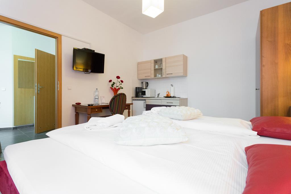 Margareten Long Stay Apartments Viena Habitación foto